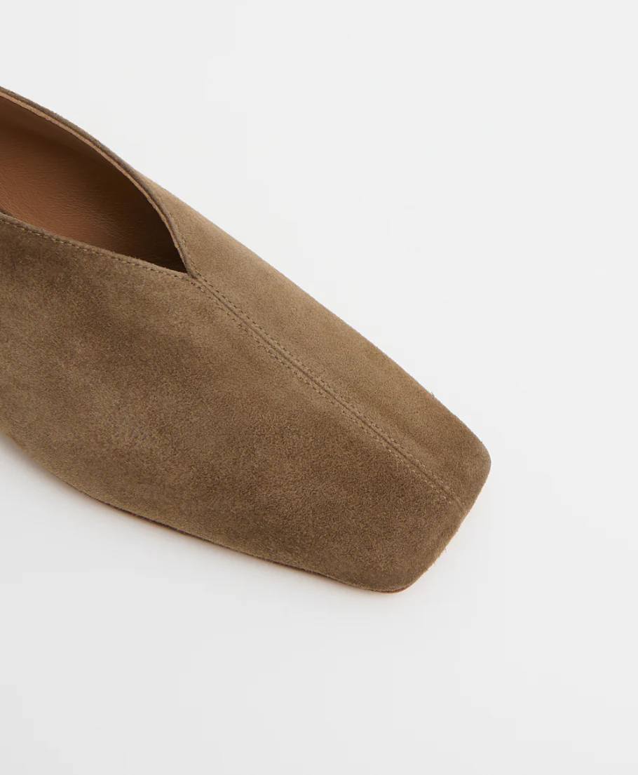 Square Soft V - Anise Suede - Image 4