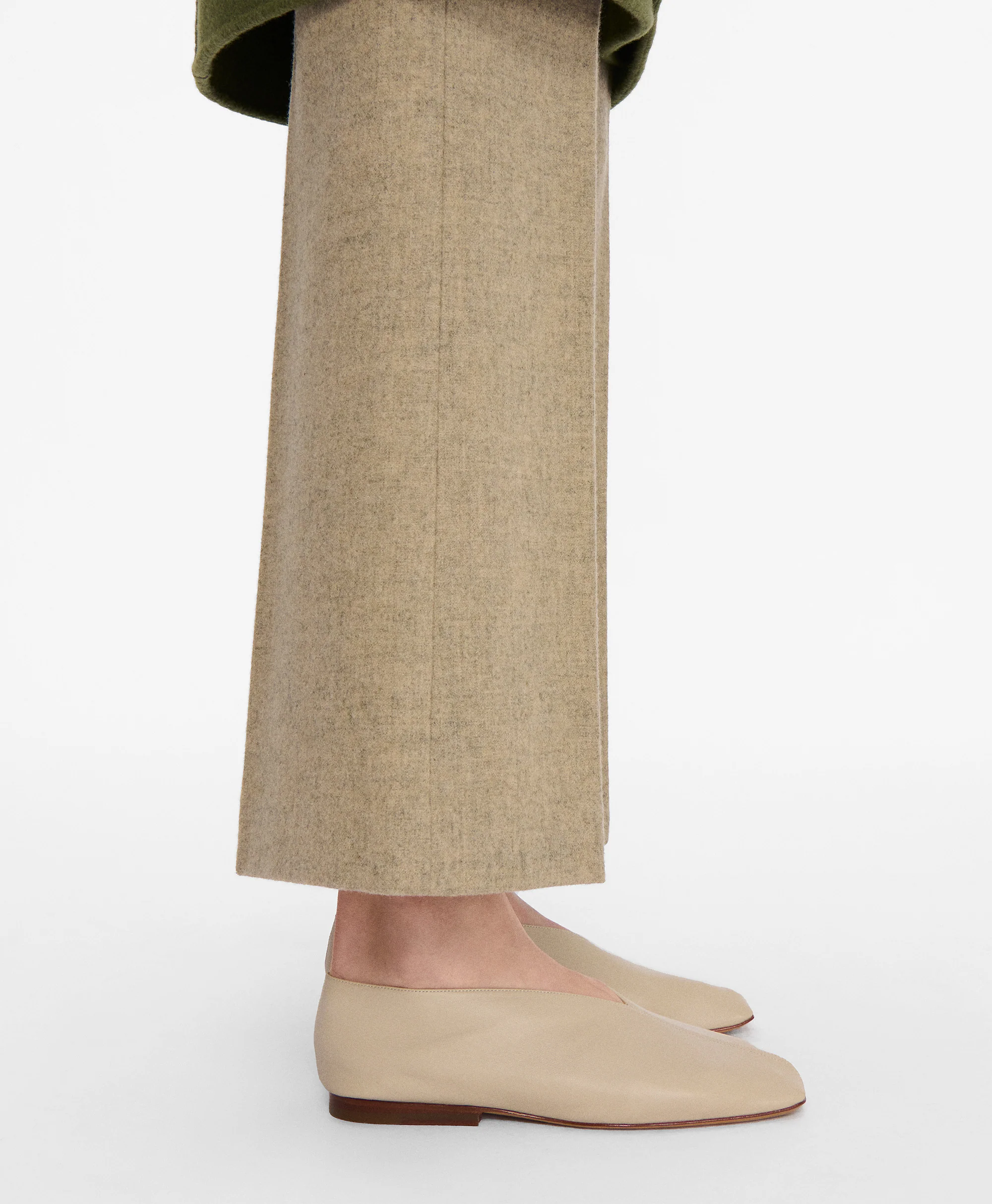 Square Soft V - Anise Suede - Image 5