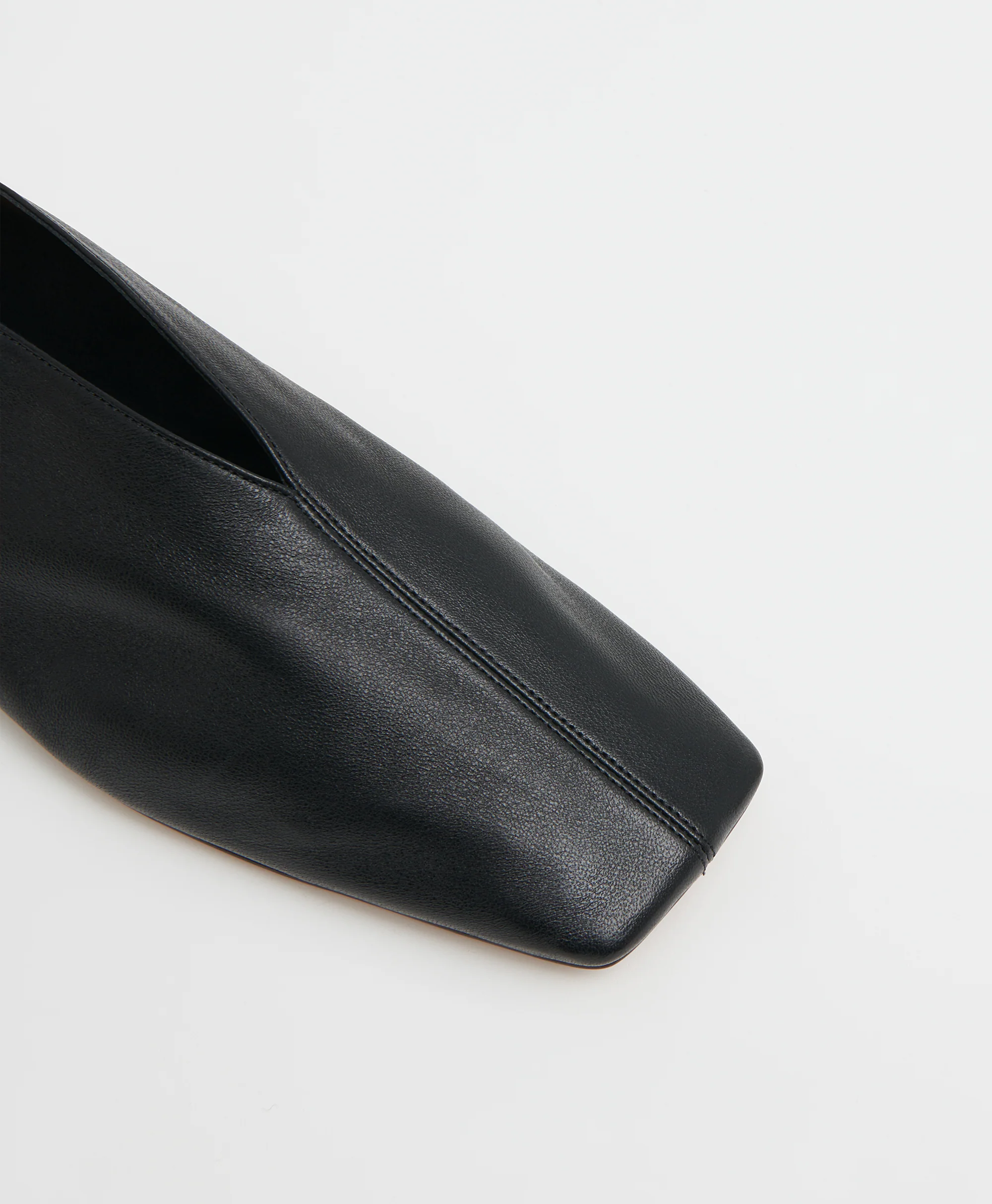 Square Soft V - Black - Image 5
